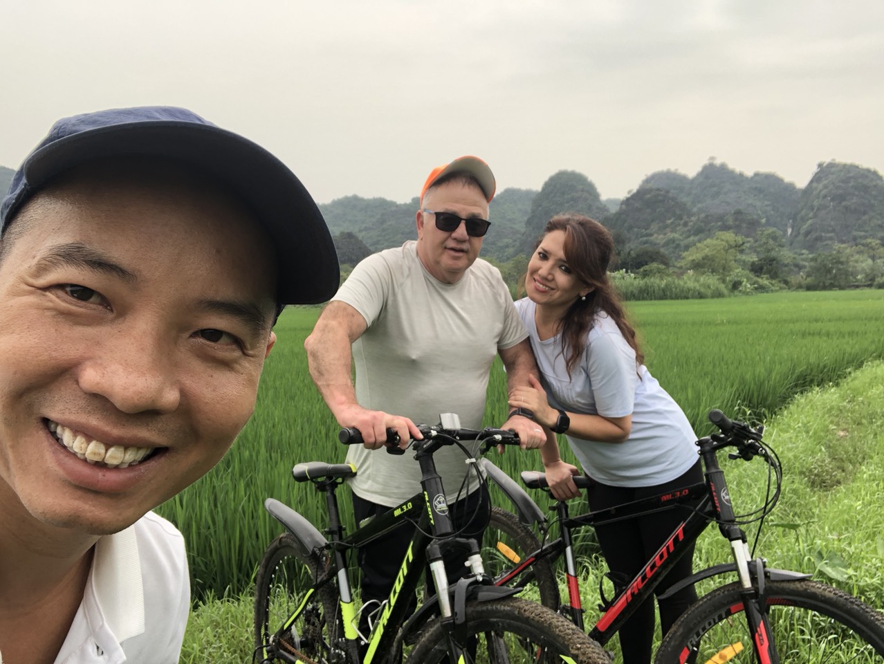 Biking with Sunny tour guide in zigzag way